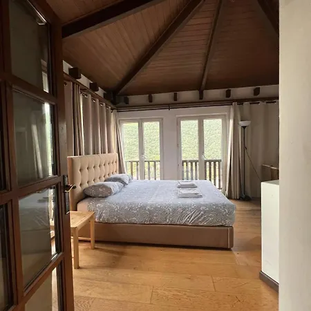 Casa Les Pomeretes Апартаменты *